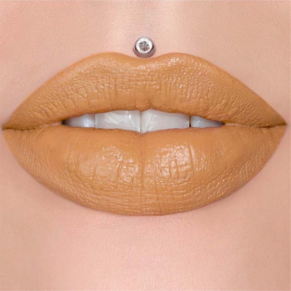 Velvet Trap- Gardening Ho by Jeffree Star JSVTGH